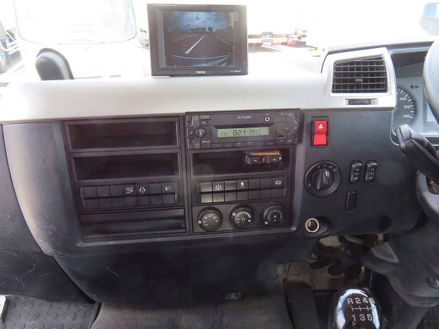 三菱ふそうファイターコンテナ専用車中型（4t）[写真30]