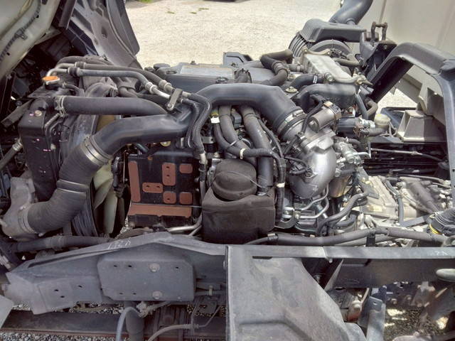 いすゞフォワードアルミウイング中型（4t）[写真18]