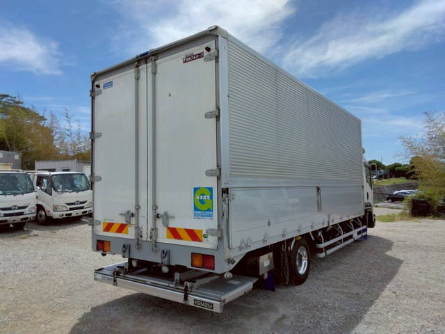 いすゞフォワードアルミウイング中型（4t）[写真02]