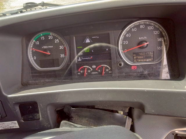 いすゞフォワードアルミウイング中型（4t）[写真25]