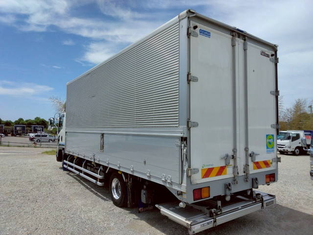 いすゞフォワードアルミウイング中型（4t）[写真04]