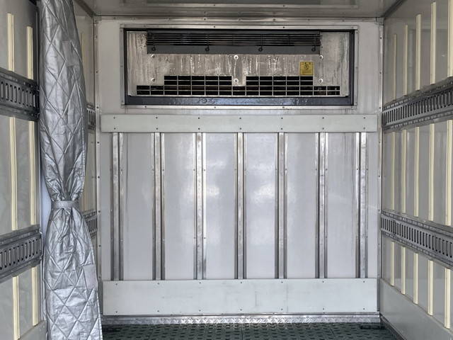 日野デュトロ冷凍車（冷蔵車）小型（2t・3t）[写真16]