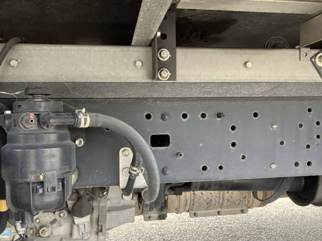 日野デュトロ冷凍車（冷蔵車）小型（2t・3t）[写真25]