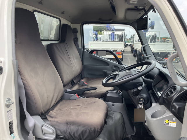 日野デュトロ冷凍車（冷蔵車）小型（2t・3t）[写真30]