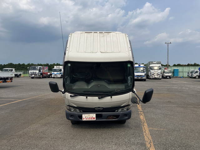 日野デュトロ冷凍車（冷蔵車）小型（2t・3t）[写真09]