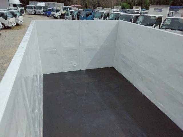 いすゞフォワード深ダンプ（土砂禁ダンプ）中型（4t）[写真12]