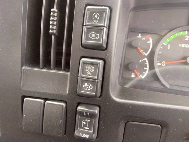 いすゞフォワード深ダンプ（土砂禁ダンプ）中型（4t）[写真25]