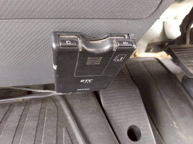 いすゞフォワード深ダンプ（土砂禁ダンプ）中型（4t）[写真29]