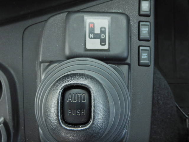 いすゞギガトレーラーヘッド（トラクターヘッド）大型（10t）[写真21]