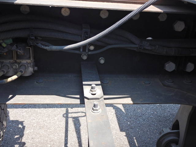 いすゞギガトレーラーヘッド（トラクターヘッド）大型（10t）[写真08]