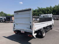 三菱ふそうキャンター平ボディ小型（2t・3t）[写真02]