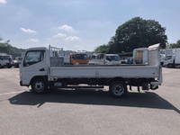 三菱ふそうキャンター平ボディ小型（2t・3t）[写真05]