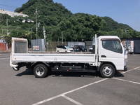 三菱ふそうキャンター平ボディ小型（2t・3t）[写真06]