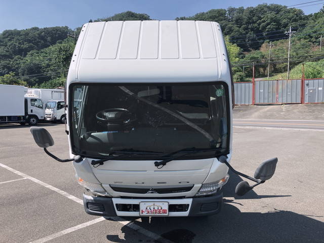 三菱ふそうキャンター平ボディ小型（2t・3t）[写真08]