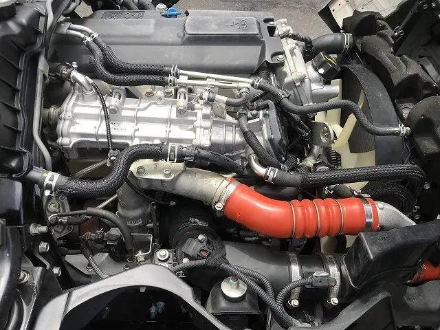 三菱ふそうキャンターアルミバン小型（2t・3t）[写真14]