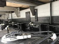 三菱ふそうキャンターアルミバン小型（2t・3t）[写真24]