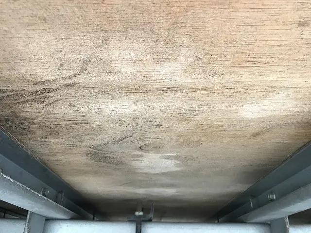 三菱ふそうキャンターアルミバン小型（2t・3t）[写真26]