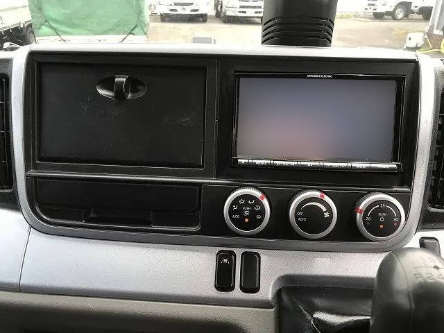 三菱ふそうキャンターアルミバン小型（2t・3t）[写真34]