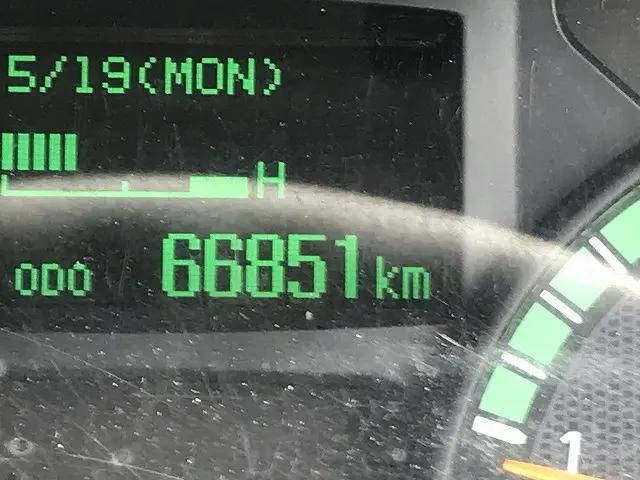 三菱ふそうキャンターアルミバン小型（2t・3t）[写真38]