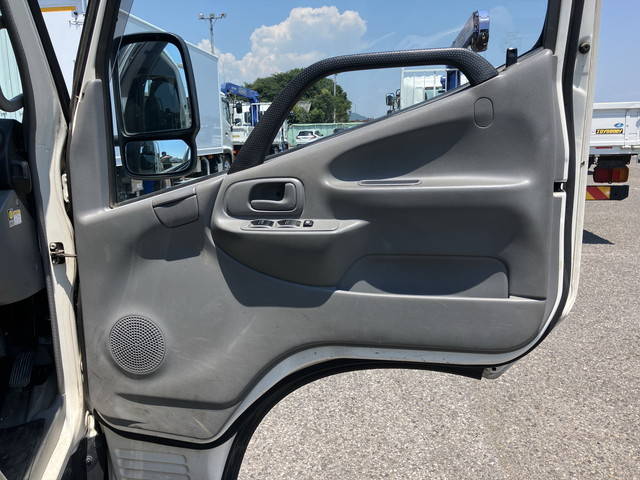 日野デュトロ平ボディ小型（2t・3t）[写真29]