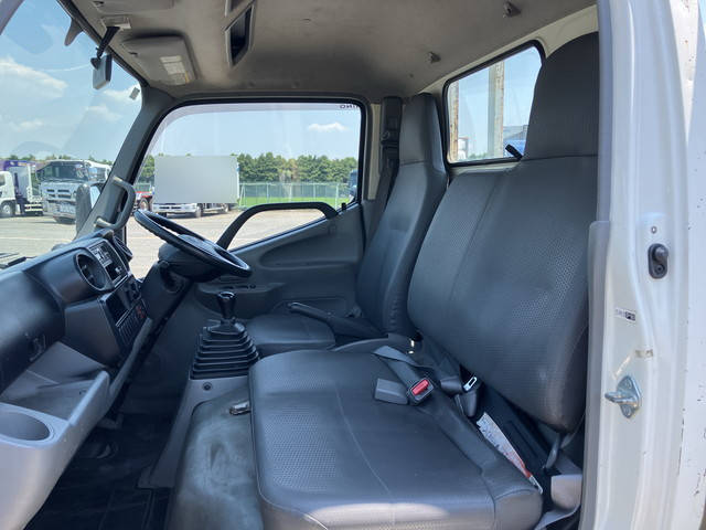 日野デュトロ平ボディ小型（2t・3t）[写真30]