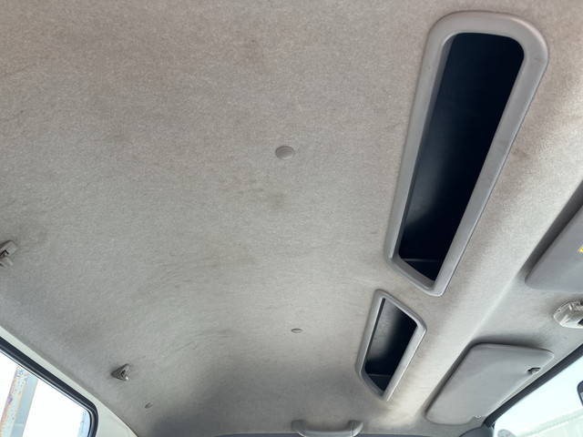 日野デュトロ平ボディ小型（2t・3t）[写真34]