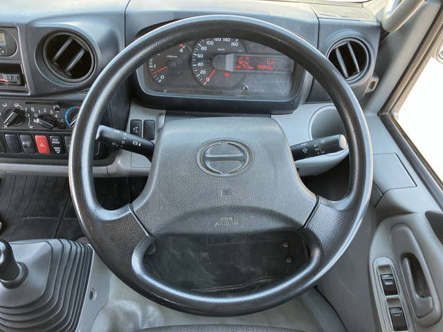 日野デュトロ平ボディ小型（2t・3t）[写真35]