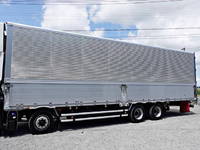 いすゞギガアルミウイング大型（10t）[写真09]