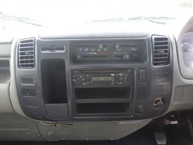 トヨタダイナ平ボディ小型（2t・3t）[写真13]