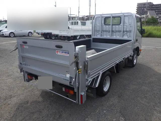 トヨタダイナ平ボディ小型（2t・3t）[写真02]