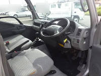 トヨタダイナ平ボディ小型（2t・3t）[写真07]