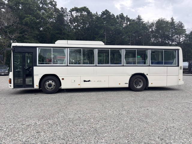 日野ブルーリボンバス[写真05]