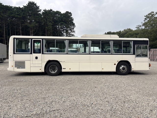 日野ブルーリボンバス[写真06]