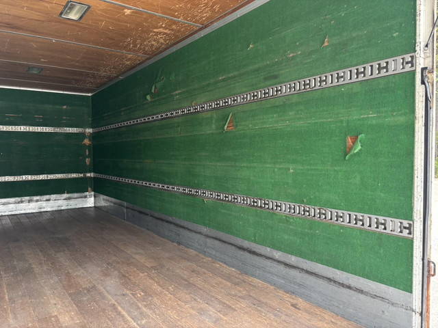 日野レンジャーパネルバン中型（4t）[写真10]