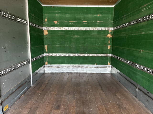 日野レンジャーパネルバン中型（4t）[写真14]