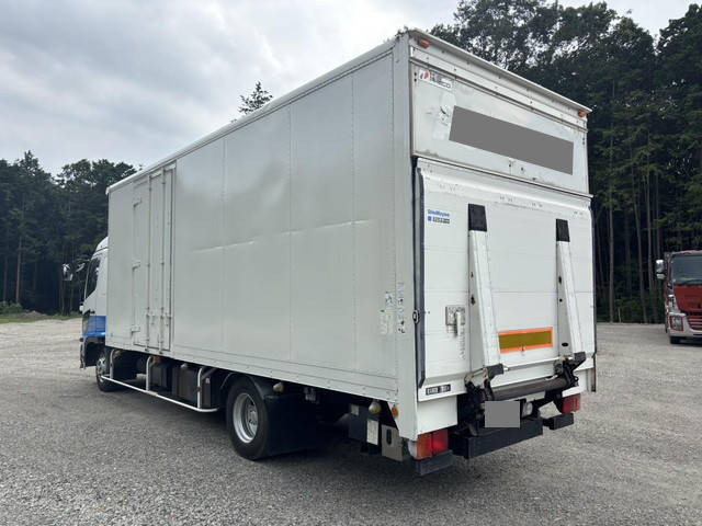 日野レンジャーパネルバン中型（4t）[写真02]