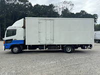 日野レンジャーパネルバン中型（4t）[写真06]