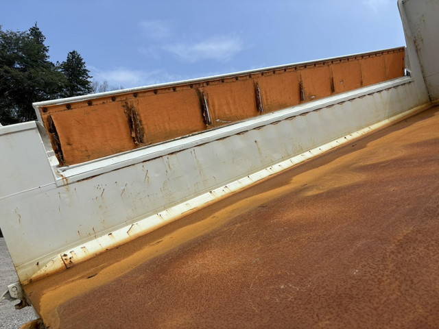 三菱ふそうスーパーグレートダンプ大型（10t）[写真13]