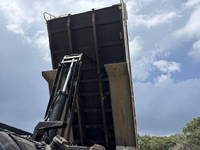 三菱ふそうスーパーグレートダンプ大型（10t）[写真16]