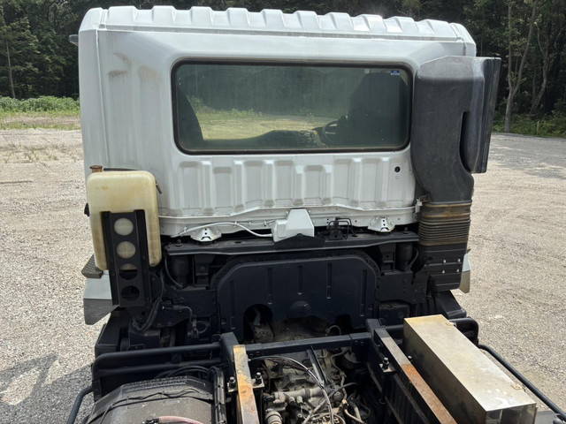 三菱ふそうスーパーグレートダンプ大型（10t）[写真18]