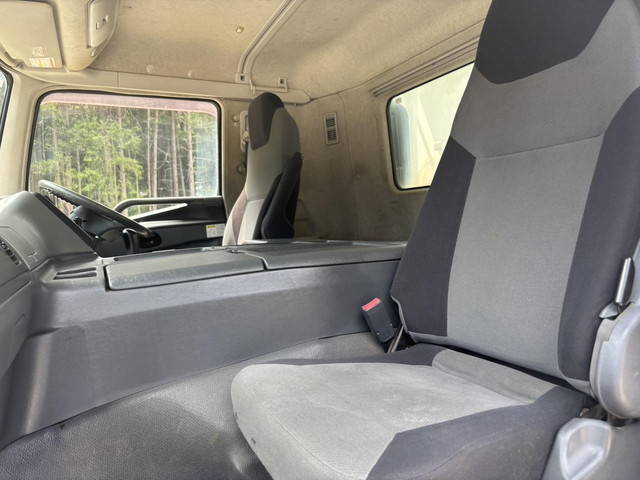 三菱ふそうスーパーグレートダンプ大型（10t）[写真26]