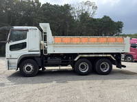 三菱ふそうスーパーグレートダンプ大型（10t）[写真07]