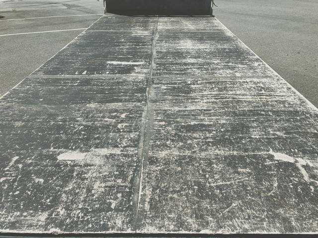 日野デュトロ平ボディ小型（2t・3t）[写真13]