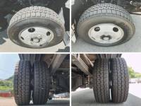 日野デュトロ平ボディ小型（2t・3t）[写真24]