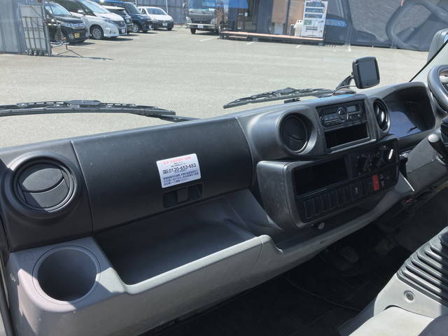 日野デュトロ平ボディ小型（2t・3t）[写真32]