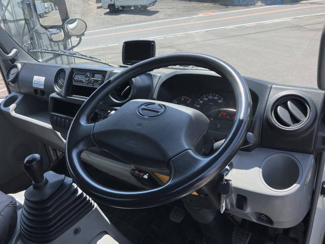 日野デュトロ平ボディ小型（2t・3t）[写真35]