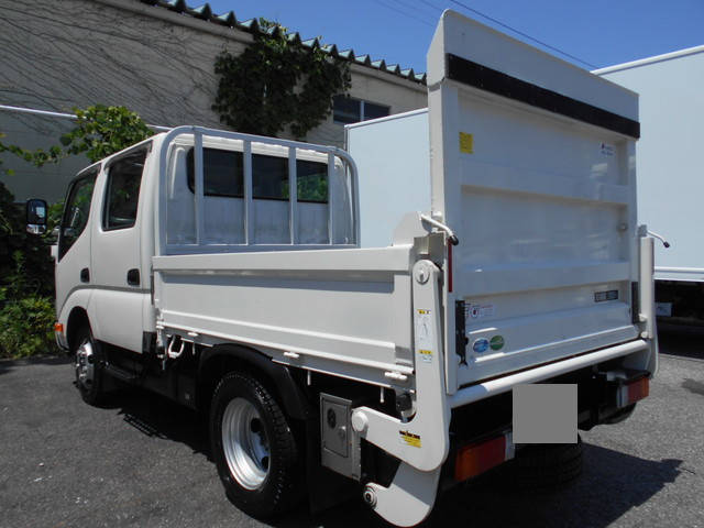 日野デュトロダブルキャブ（Wキャブ）小型（2t・3t）[写真02]