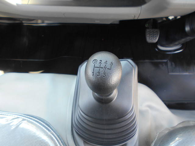 日野デュトロダブルキャブ（Wキャブ）小型（2t・3t）[写真30]