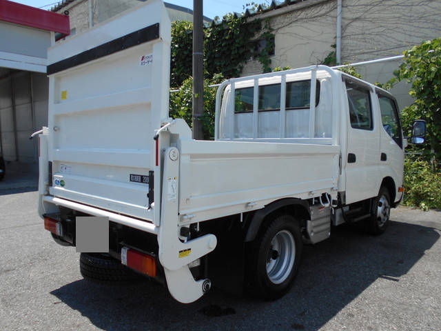 日野デュトロダブルキャブ（Wキャブ）小型（2t・3t）[写真04]