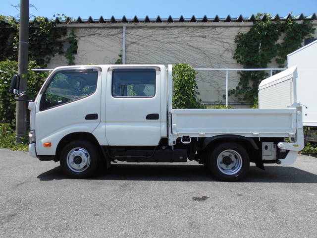 日野デュトロダブルキャブ（Wキャブ）小型（2t・3t）[写真06]